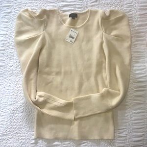 NWT On twelfth puff shoulder sweater
